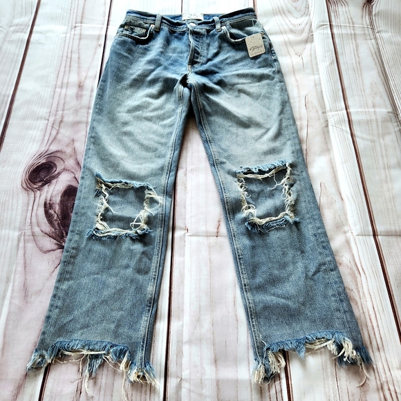 NWT We The Free People "Maggie" Mid Rise Straight Distressed Blue Jeans, Size 25 - Picture 3 of 13
